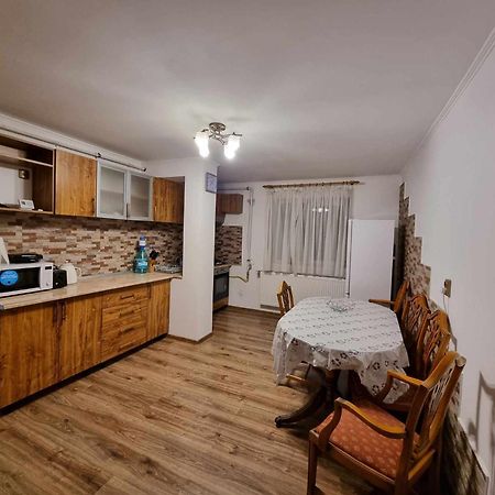 Lovely 2 Bedrooms Flat Cornelia- Central Corabia מראה חיצוני תמונה